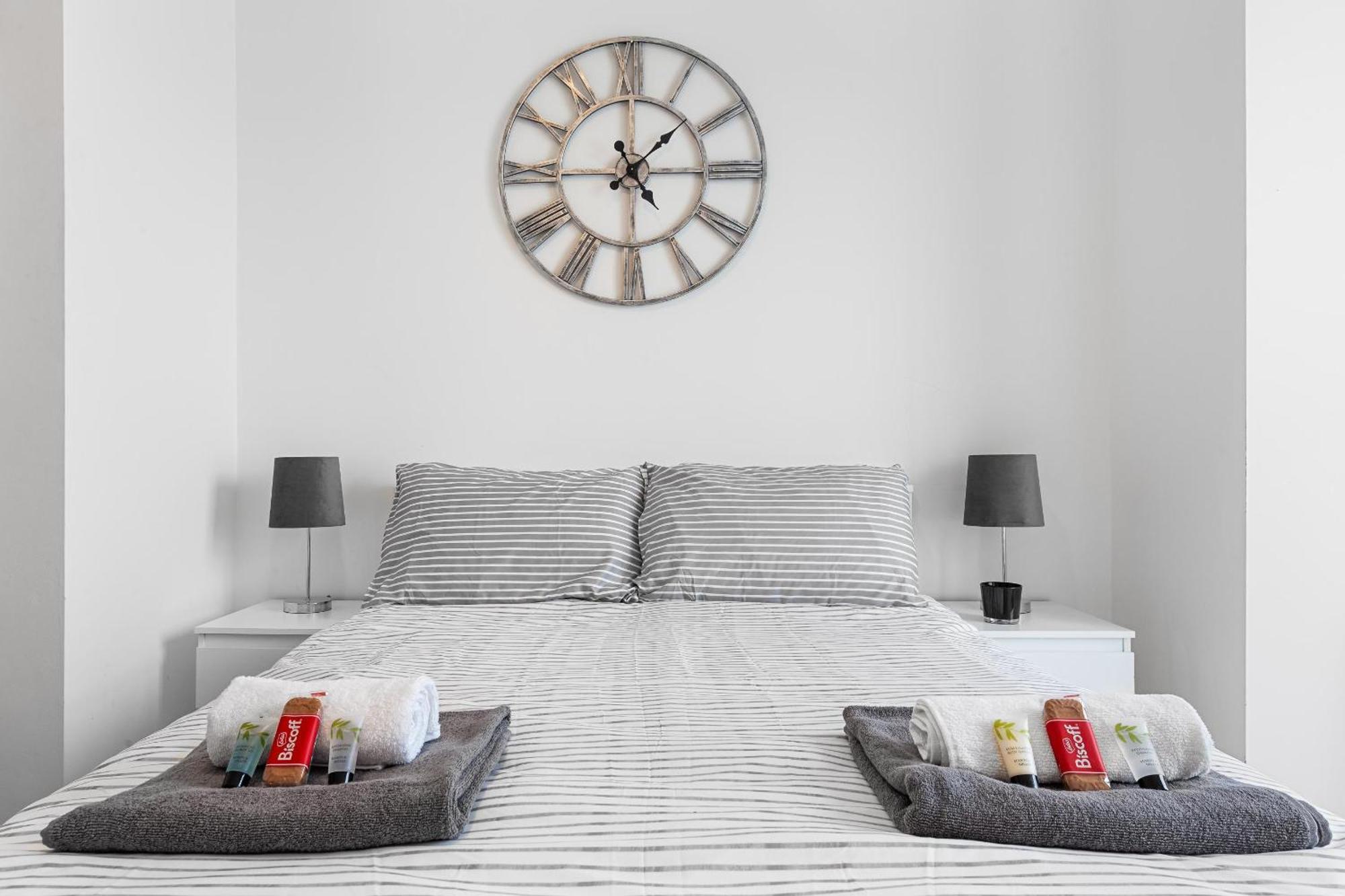 Appartamento Spacious 7 Bed- High Street Location