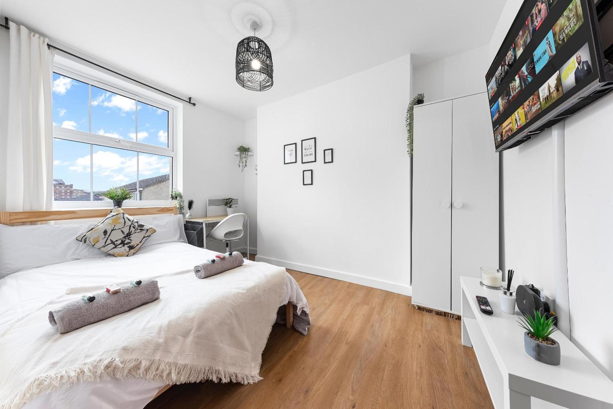 Appartamento Spacious 7 Bed- High Street Location